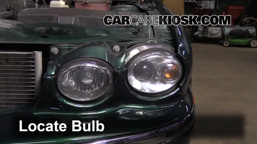 2005 Jaguar X-Type 3.0L V6 Sedan Lights Turn Signal - Front (replace bulb)